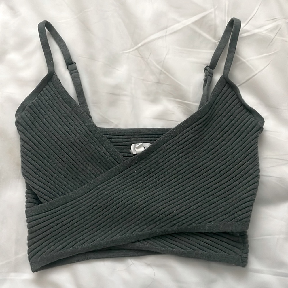 crossover tanktop